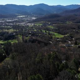 1165 Scenic Circle