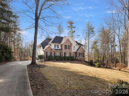 Homes in Coventry Woods, Arden