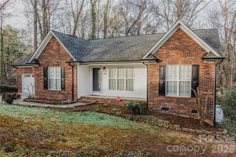 632 Todd Drive sold home in Beverly Hills, Concord, NC