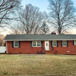 2044 Helen Drive