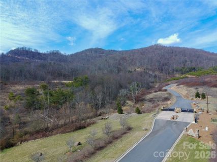 0 Summit Hills Drive active home in The Summit Of Asheville, Candler, NC