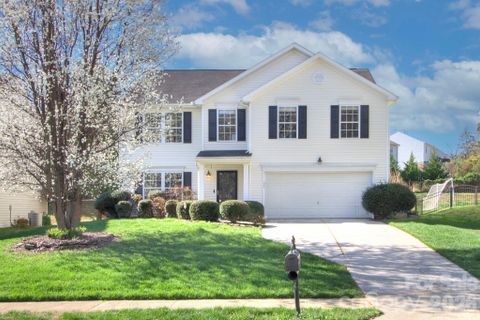 3819 Cameron Creek Drive sold home in Weddington Ridge, Matthews, NC