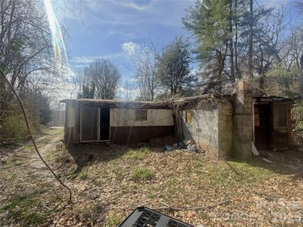 124 Candler Knob Road sold home in Lower Hominy, Asheville, NC