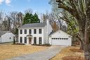 2425 Bergen Court sold home in Charlotte, SC