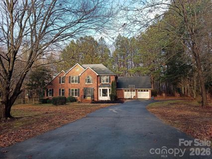 124 Gold Run Court active home in Gold Run, Kings Mountain, NC