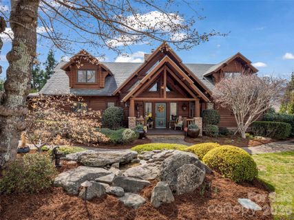 182 Deer Trail sold home in Lake Lure Village Resort, Lake Lure, NC