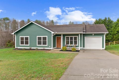 209 Breton Ridge Road sold home in Breton Ridge, Leicester, NC