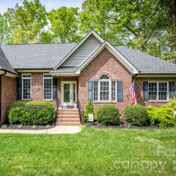 7867 Golf Course Drive