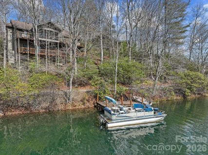 306 S Sequoyah Lane active home in Connestee Falls, Brevard, NC