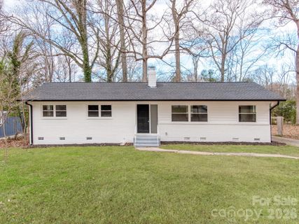 2025 Birchcrest Drive