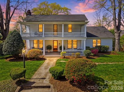 321 9th Street sold home in Hillcrest, Hickory, NC