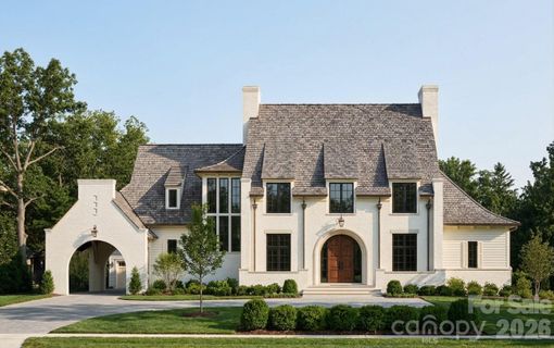 1004 Maxwell Court