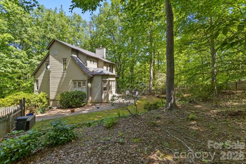 2825 Hunting Country Road