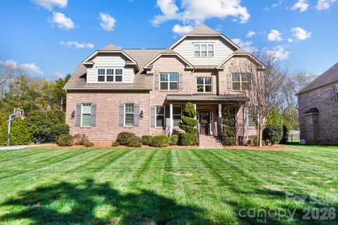 2528 Springs Drive sold home in Arboretum Crossing, Charlotte, NC