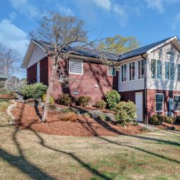 572 Acorn Acres Road