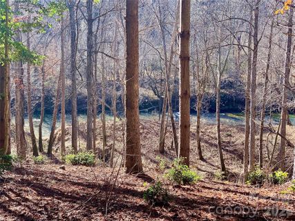 6129 Painted Ridge Trail active home in The Coves Mountain River Club, Lenoir, NC