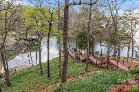 Tega Cay, Fort Mill