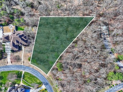 7316 Barrington Ridge Drive active home in Longbrooke, Fort Mill, SC