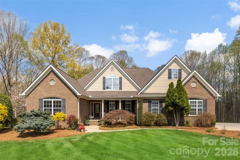 620 Garden Hill Court pending home in Homewood, Rock Hill, SC