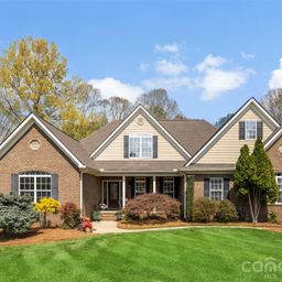 620 Garden Hill Court