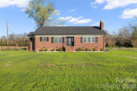 871 Saluda Road