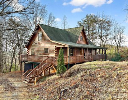 A home in Pinnacle Ridge, Union Mills