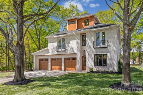 7105 Essington Drive active home in Crown Colony, Charlotte, NC
