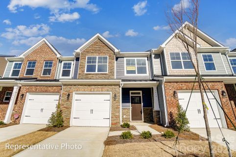 4327 Black Court