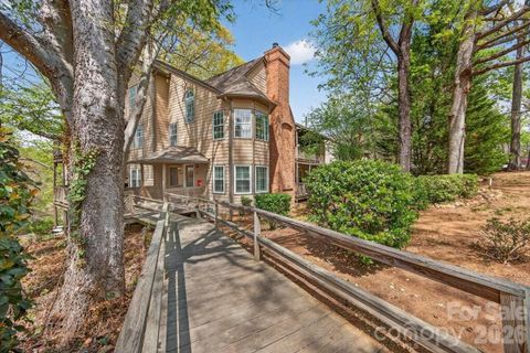 6000 Gray Gate Lane