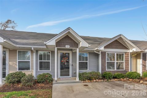 108 Lassiter Court sold home in Mountain Island Village, Mount Holly, NC