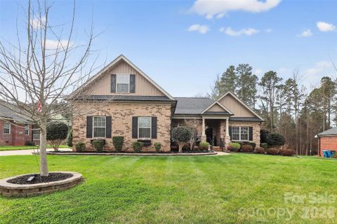 3225 Fairmead Drive sold home in Fieldstone, Concord, NC