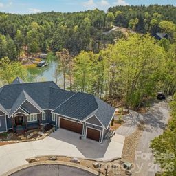10 Otter Cove Court