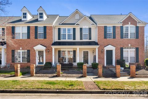 17624 Delmas Drive sold home in Oakhurst, Cornelius, NC