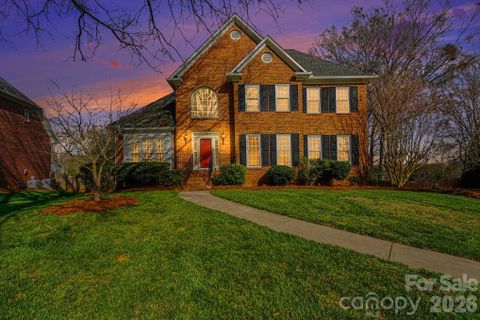 196 Oakmont Drive sold home in Oak Valley, Advance, NC