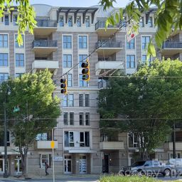 718 W Trade Street