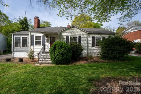 1339 11th Street pending home in Forest Hills, Hickory, NC