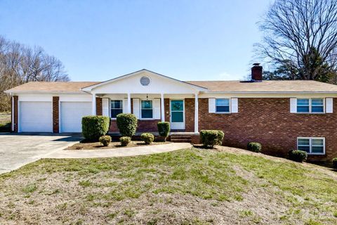 286 Valley Road sold home in Lakemont Park, Hickory, NC