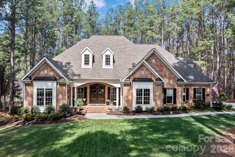 4950 River Hills Drive active home in Pebble Bay, Denver, NC