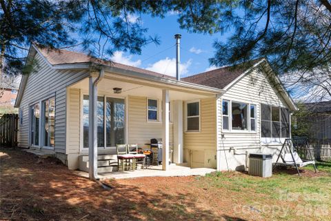 203 Pine Street