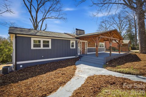 223 W Park Drive