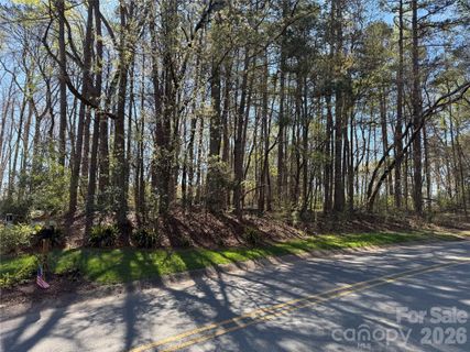 200 Belwood Drive sold home in Belwood, Belmont, NC