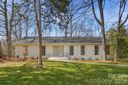 2001 Knickerbocker Drive sold home in Charlotte, SC