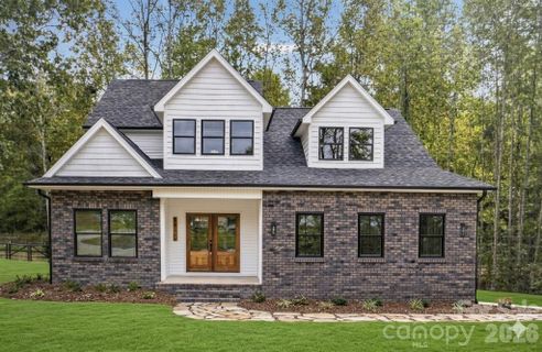 680 Autumnlight Drive pending home in Cameron Glen Phase 2, Salisbury, NC