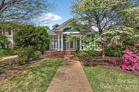 506 Hermitage Court