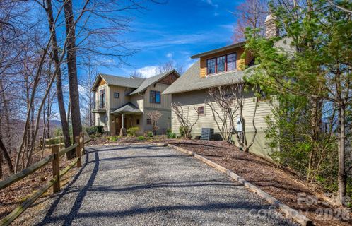 192 Woodruff Lane active home in Creston, Black Mountain, NC