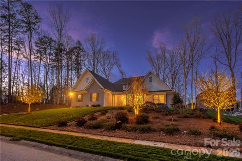 306 Rugby Road active home in Country Club Hills, Salisbury, NC