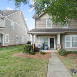 1012 Laparc Lane