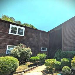 8021 Cedar Glen Drive