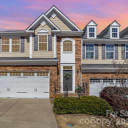 121 Inlet Point Drive