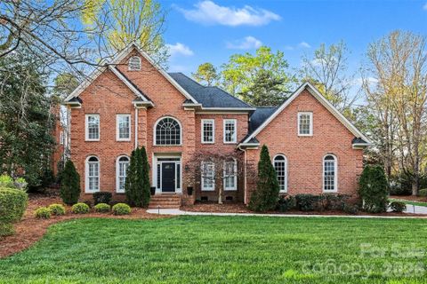5019 Cranston Court sold home in Carrington, Charlotte, NC